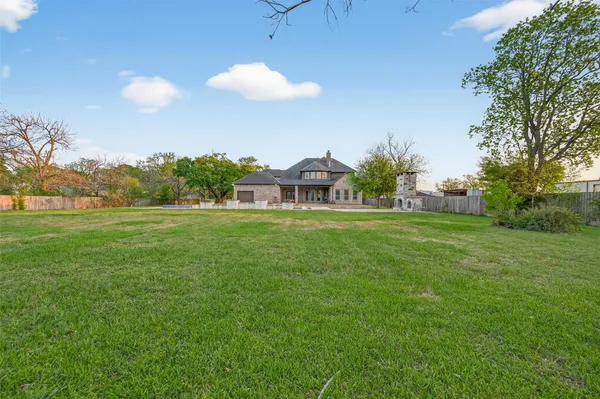 $1,150,000 | 633 Crenshaw Road, Houston, TX 77504
