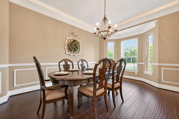 $1,150,000 | 633 Crenshaw Road, Houston, TX 77504