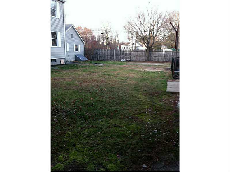 1522 West Shore Road Warwick, RI 02889 - Photo 21 of 21 Yard/Garden.