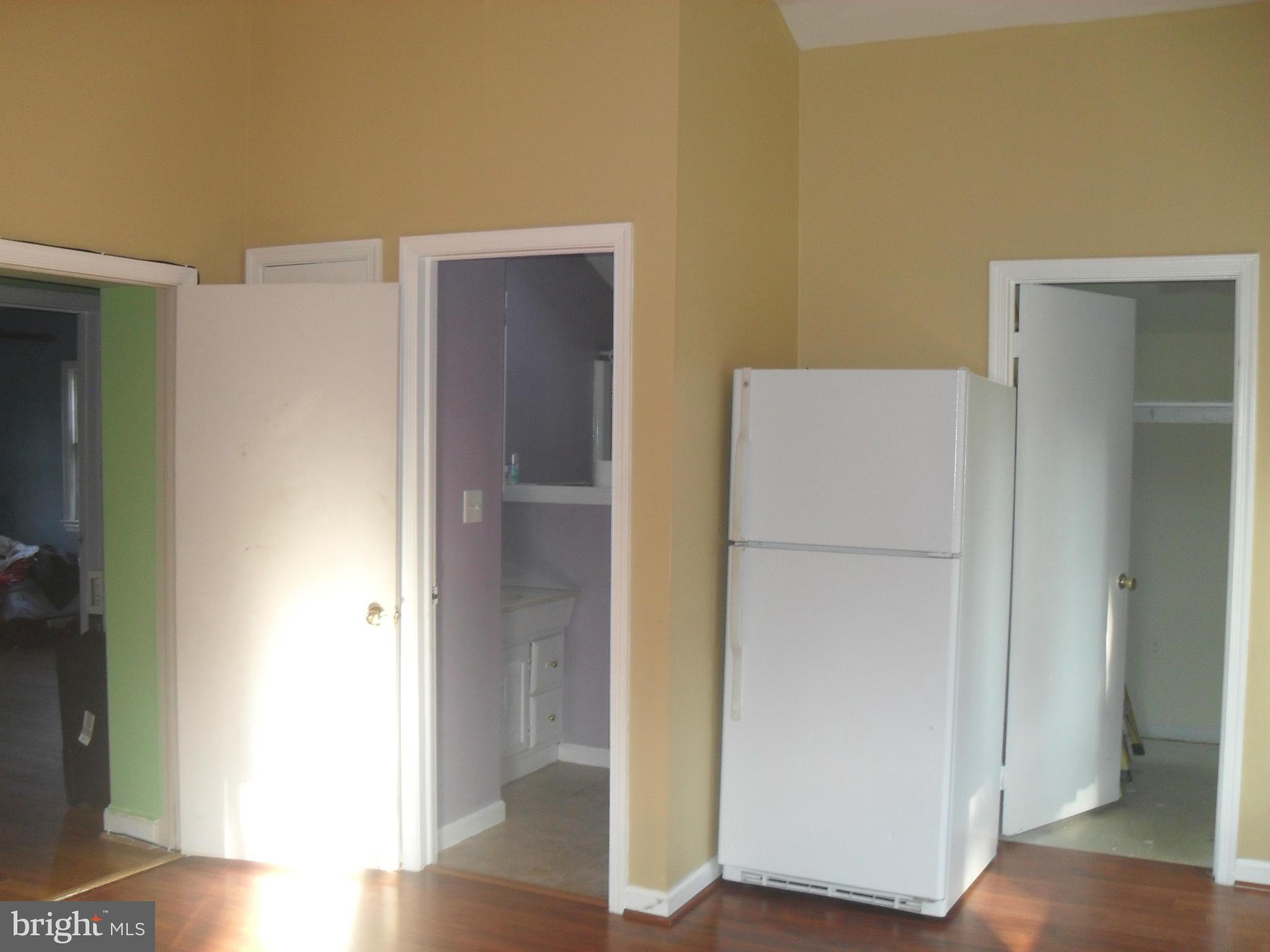 2014 Evans Parkway Silver Spring, MD 20902 - Photo 6 of 8 a view of an empty room