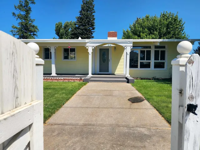 $390,000 | 314 Merriam, Davenport, WA 99122