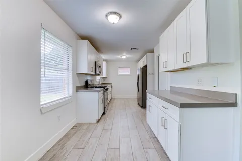 $249,900 | 5741 Alvarado Drive, Houston, TX 77035