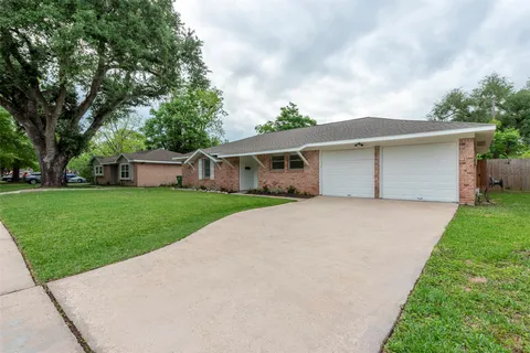 $249,900 | 5741 Alvarado Drive, Houston, TX 77035