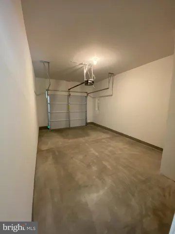 $1,750 | 134 Bloomsbury Street, Falling Waters, WV 25419