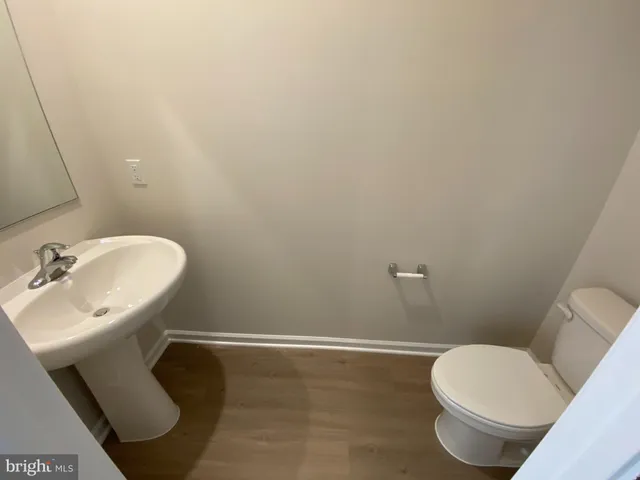 $1,750 | 134 Bloomsbury Street, Falling Waters, WV 25419