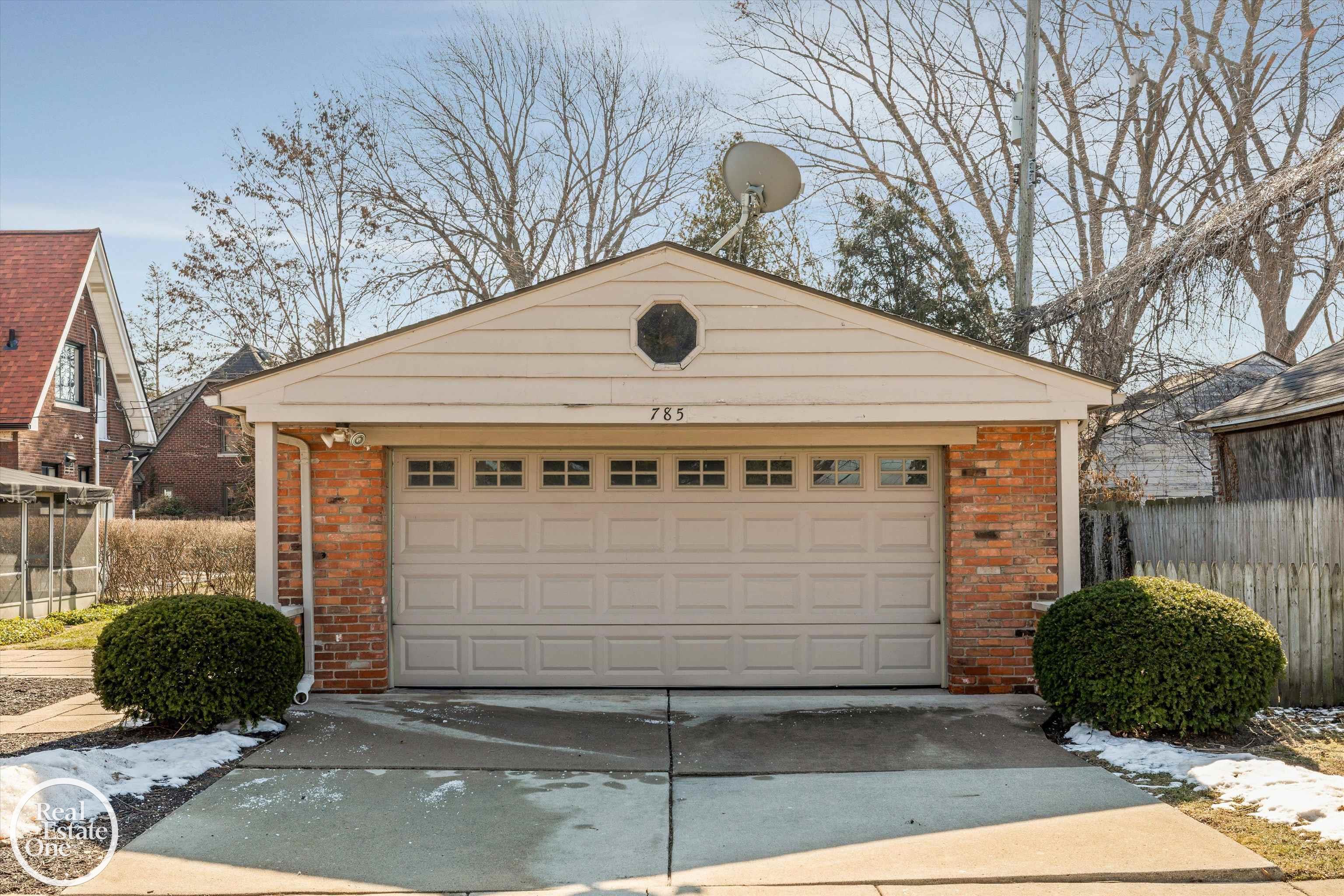 785 Barrington Road Grosse Pointe Park, MI 48215 - Photo 31 of 40