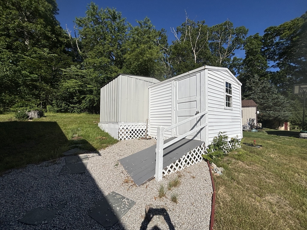 301 Bulgarmarsh Road, Unit F13 Tiverton, RI 02878 - Photo 7 of 28