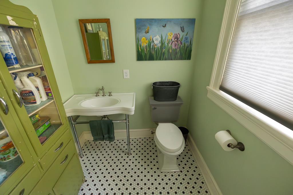 1415 3rd Avenue Columbus, GA 31901 - Photo 35 of 51 Half Bath