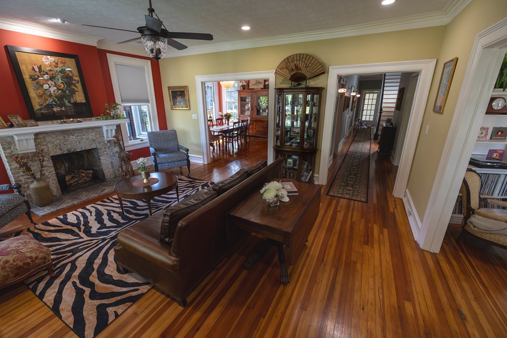 1415 3rd Avenue Columbus, GA 31901 - Photo 9 of 51 Family Room