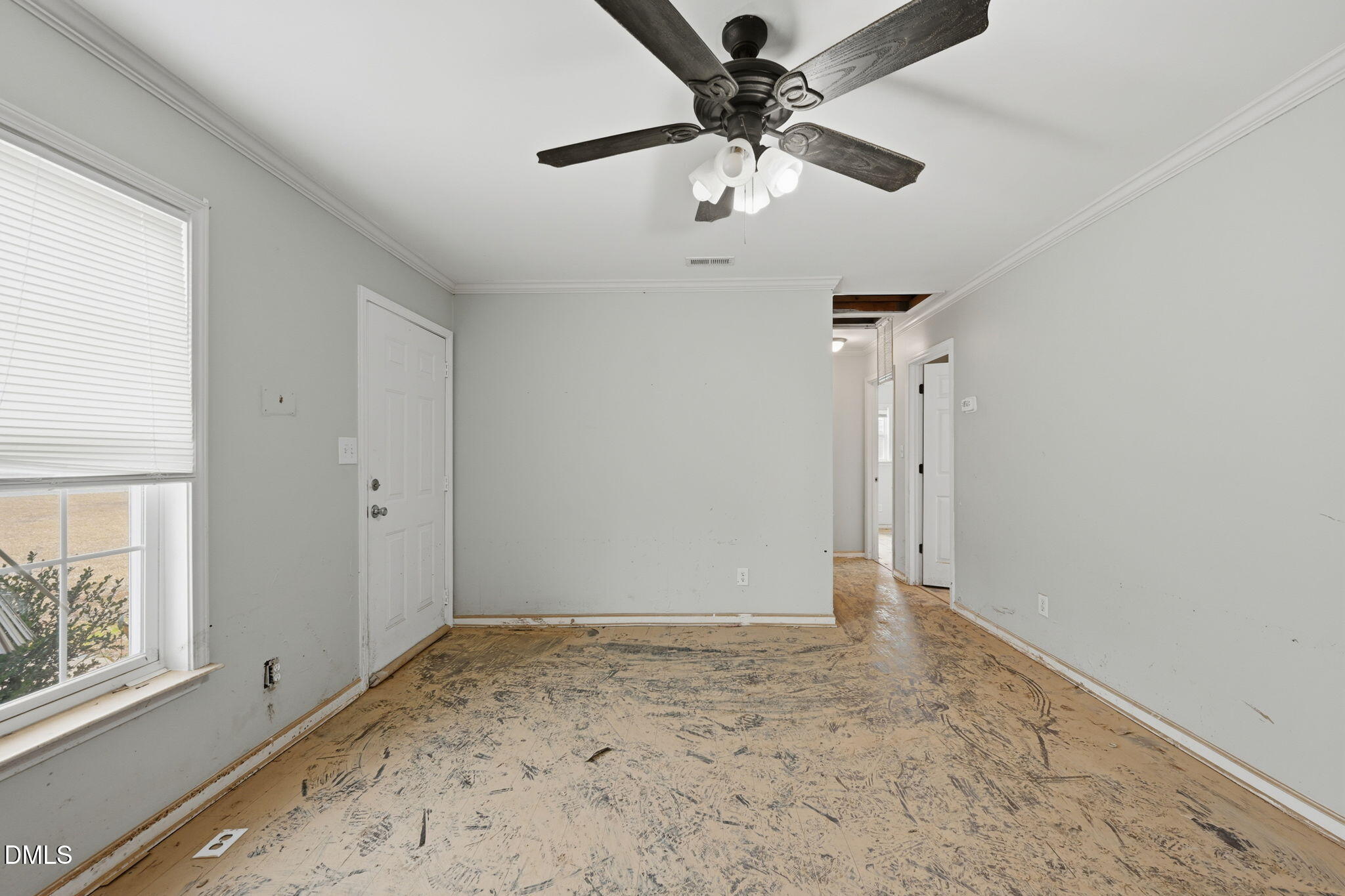 312 Omega Road Durham, NC 27712 - Photo 3 of 25 003_ListerPros