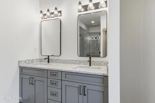 $795,000 | 106 Fairway Circle, Townsend, TN 37882