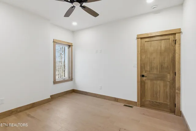 $795,000 | 106 Fairway Circle, Townsend, TN 37882