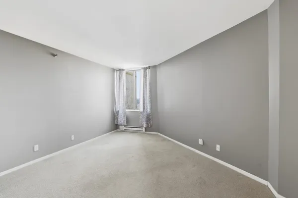 $289,900 | 6566 France Avenue South, Unit 902, Edina, MN 55435