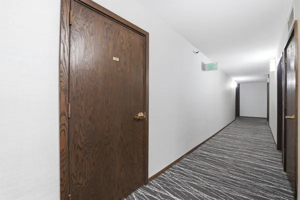 $289,900 | 6566 France Avenue South, Unit 902, Edina, MN 55435