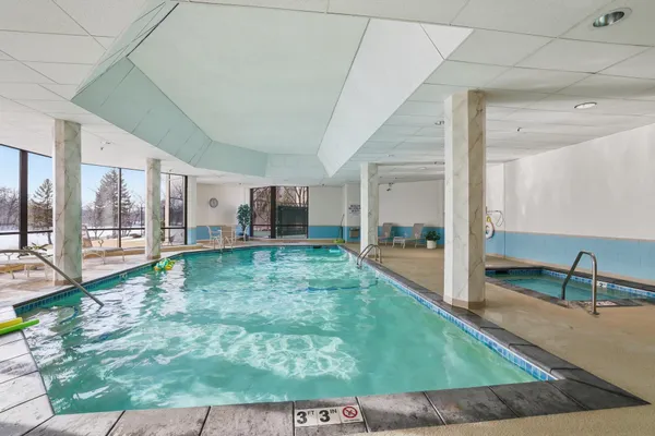 $289,900 | 6566 France Avenue South, Unit 902, Edina, MN 55435