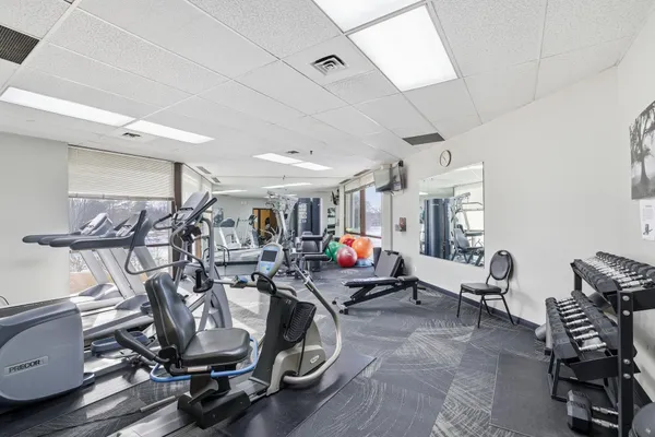 $289,900 | 6566 France Avenue South, Unit 902, Edina, MN 55435