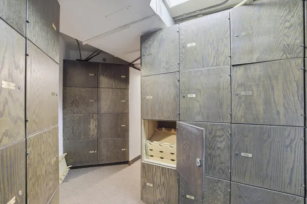 $289,900 | 6566 France Avenue South, Unit 902, Edina, MN 55435