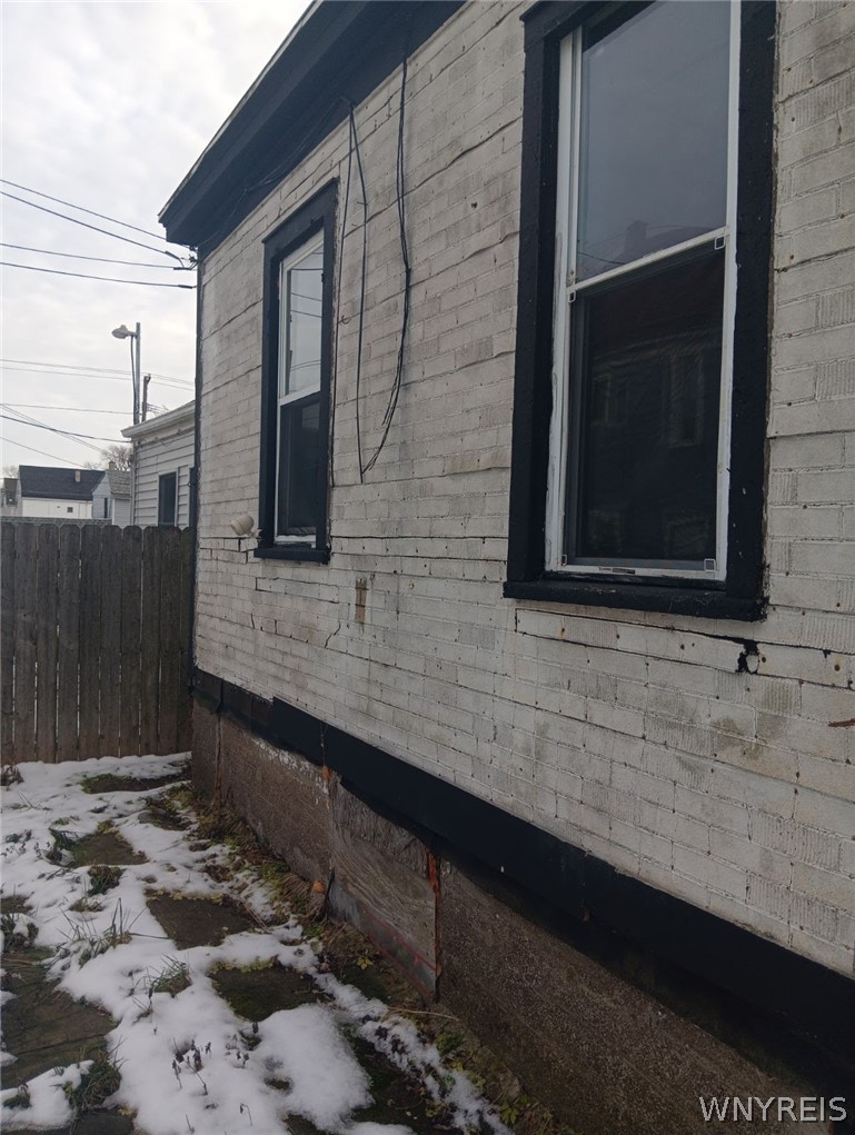 214 Rhode Island Street Buffalo, NY 14213 - Photo 9 of 23