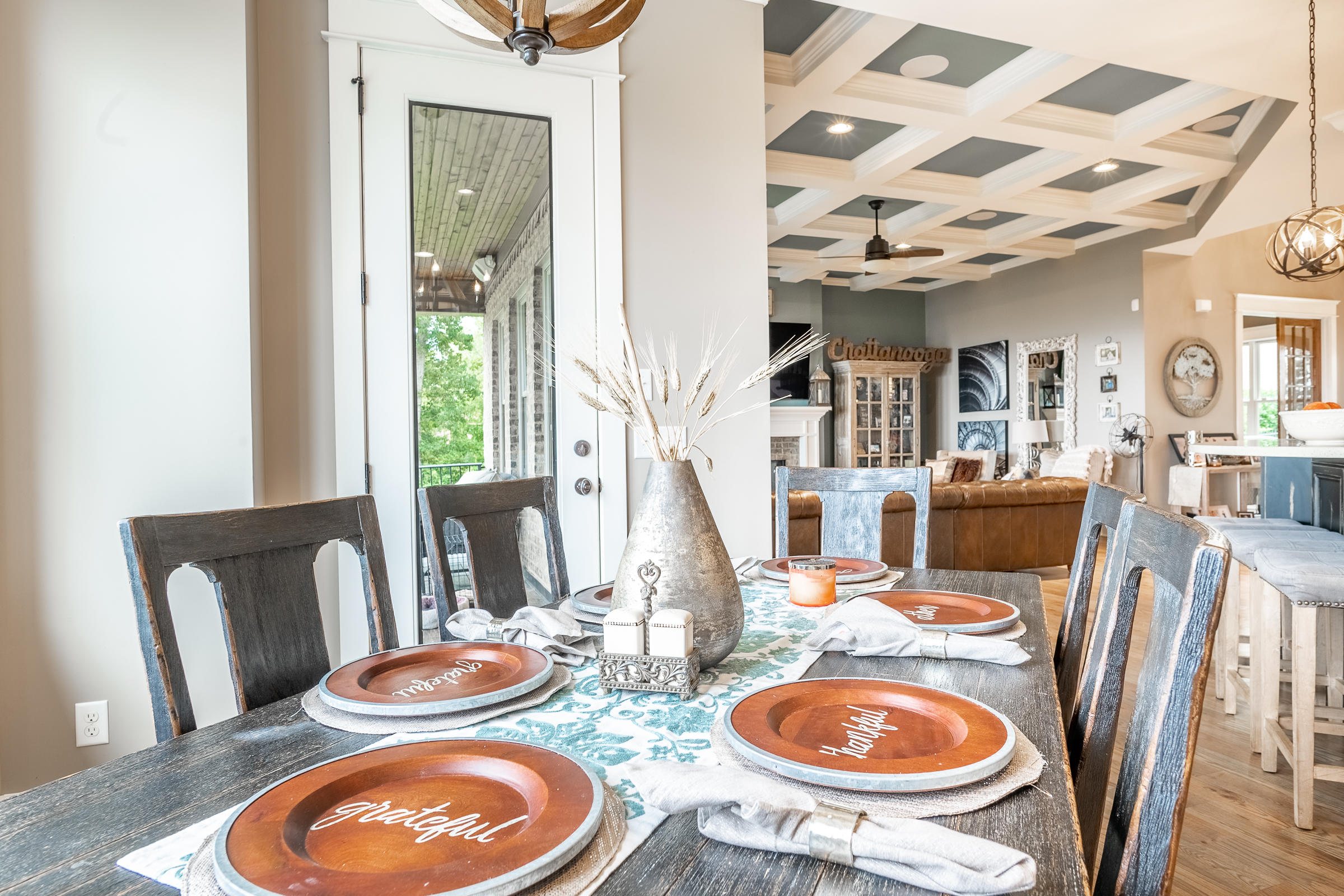 53 South Crest Road Chattanooga, TN 37404 - Photo 22 of 89 BREAKFAST ROOM