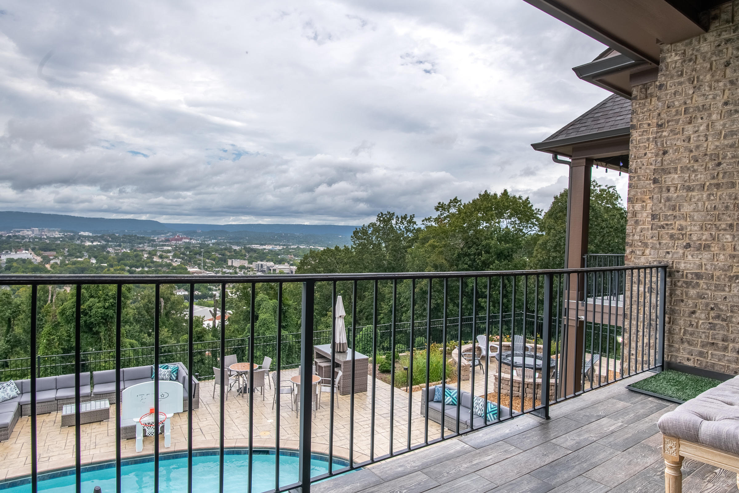 53 South Crest Road Chattanooga, TN 37404 - Photo 35 of 89 MASTER BALCONY