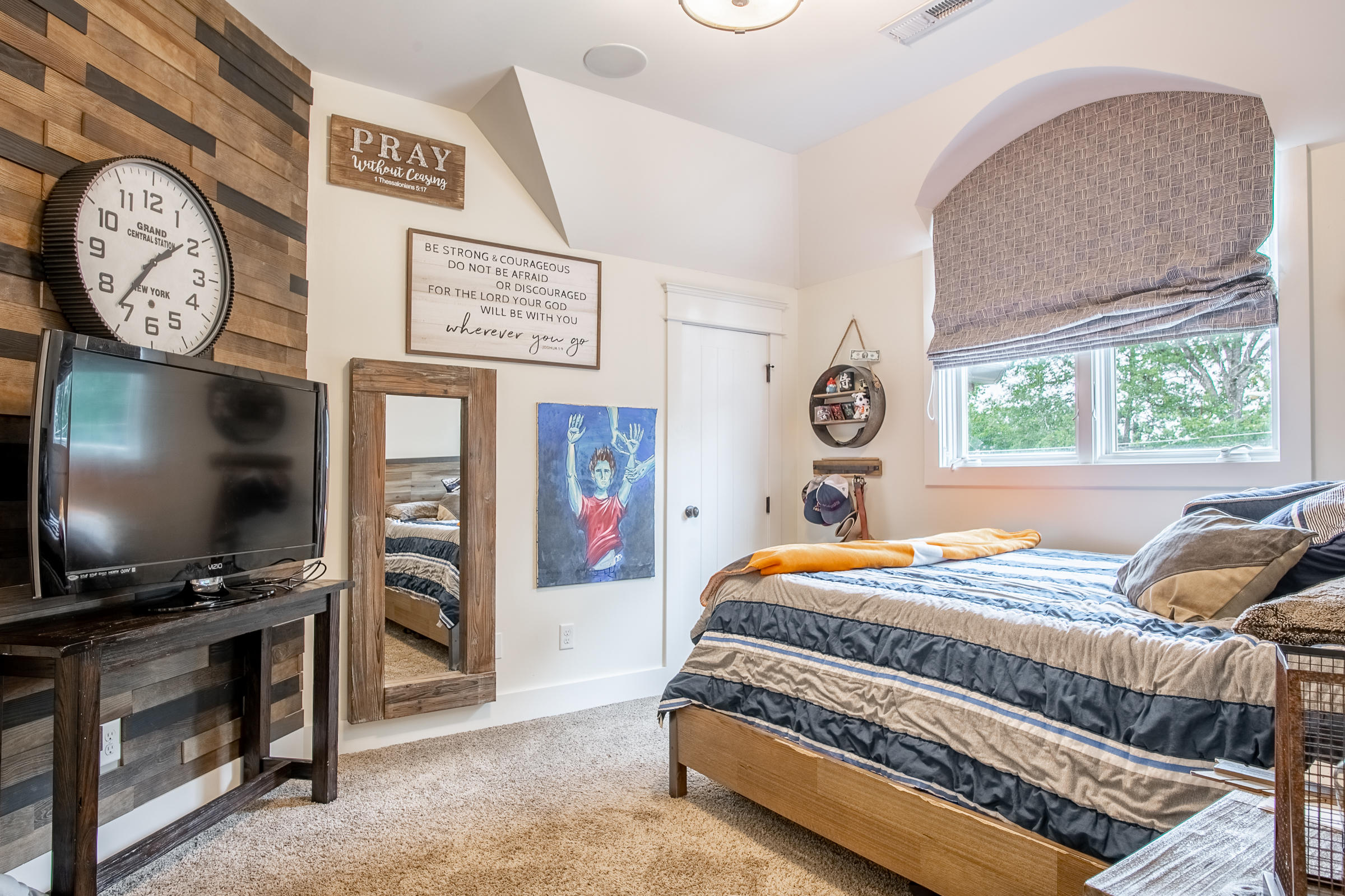 53 South Crest Road Chattanooga, TN 37404 - Photo 45 of 89 BEDROOM