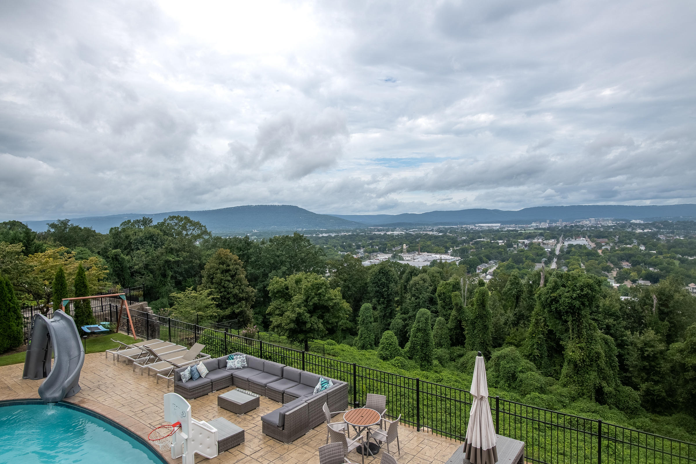 53 South Crest Road Chattanooga, TN 37404 - Photo 67 of 89 53 S Crest-52