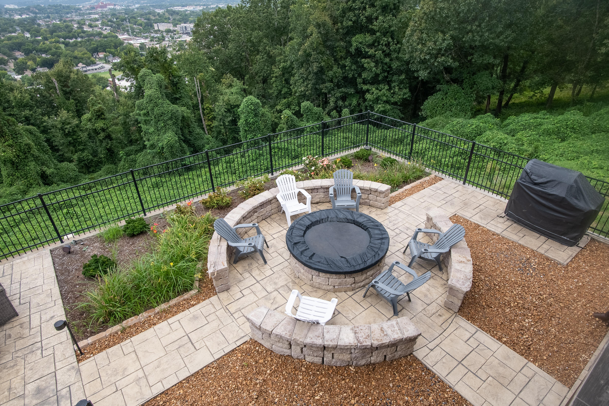 53 South Crest Road Chattanooga, TN 37404 - Photo 70 of 89 CUSTOM BUILT FIREPIT