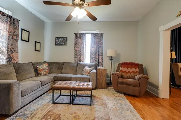 $228,000 | 214 East 15th Street, Higginsville, MO 64037