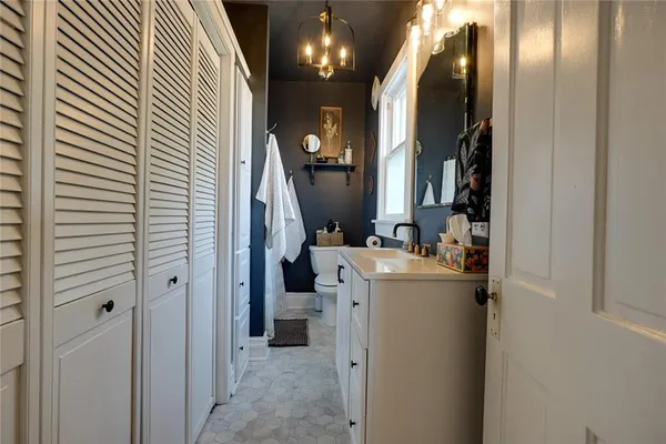 $228,000 | 214 East 15th Street, Higginsville, MO 64037