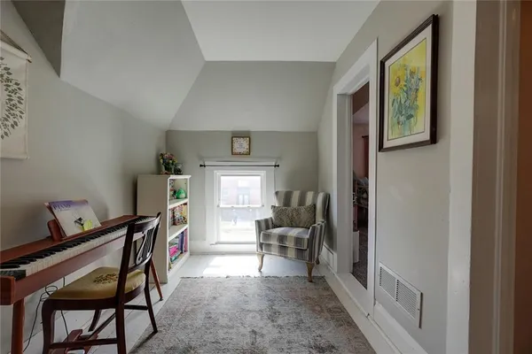 $228,000 | 214 East 15th Street, Higginsville, MO 64037