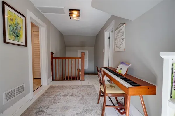 $228,000 | 214 East 15th Street, Higginsville, MO 64037