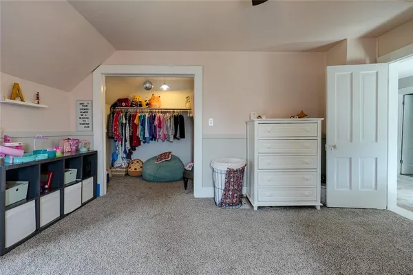 $228,000 | 214 East 15th Street, Higginsville, MO 64037