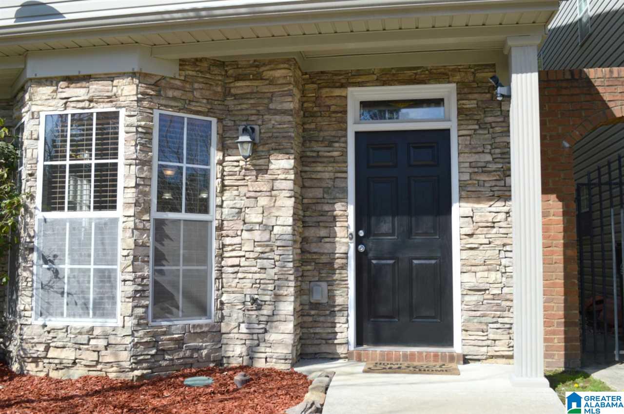 211 Calloway Lane Pelham, AL 35124 - Photo 2 of 35