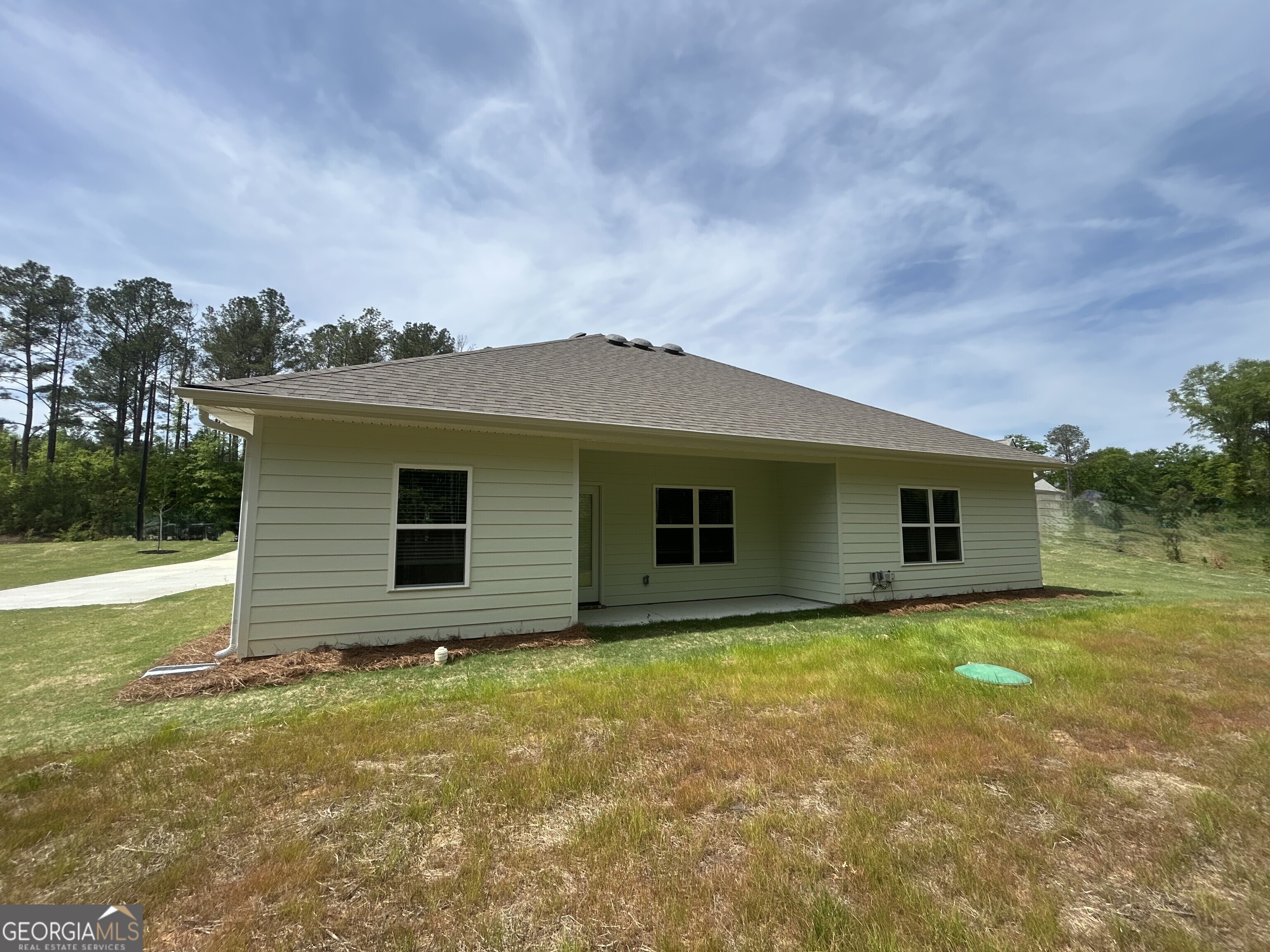 337 Stockton Circle Macon, GA 31216 - Photo 3 of 19