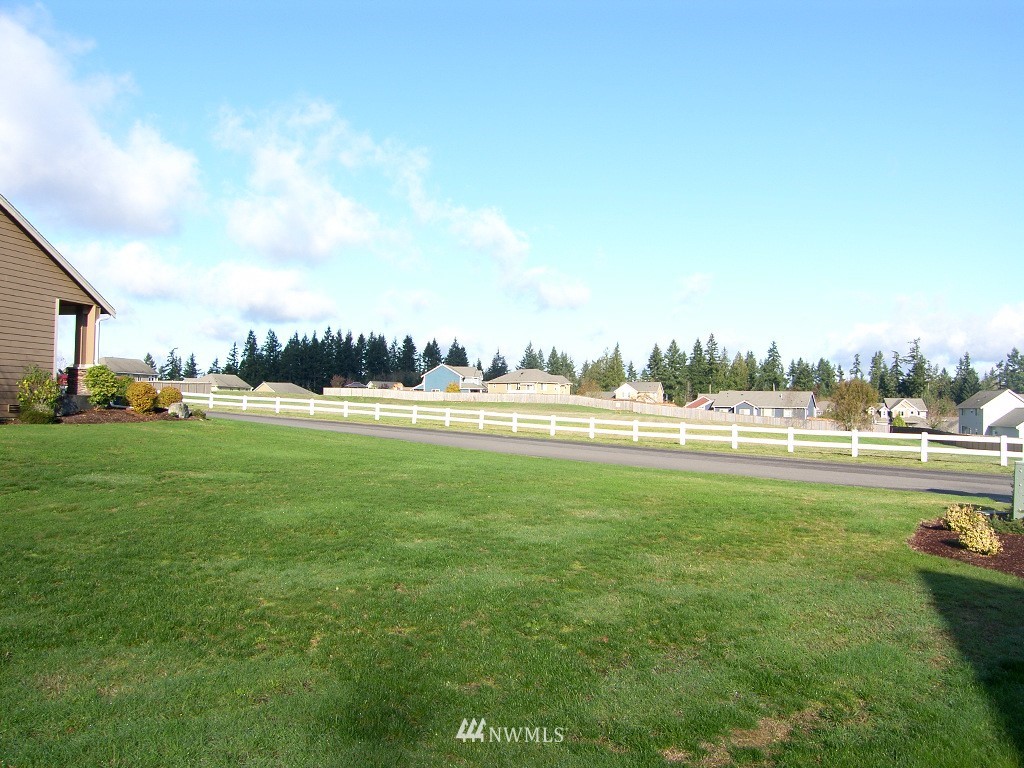 9494 Phillips Road Southeast Port Orchard, WA 98367 - Photo 18 of 19 Gallery Image 18