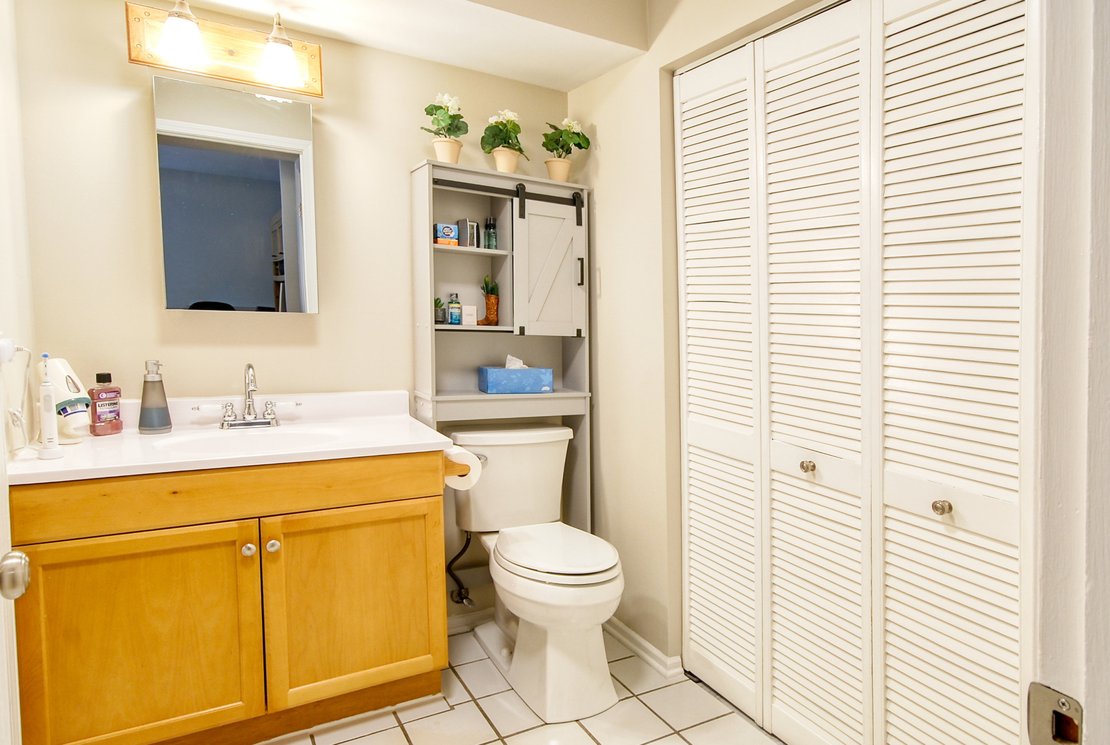234 Inverrary Lane Deerfield, IL 60015 - Photo 11 of 19 Gallery Image 11