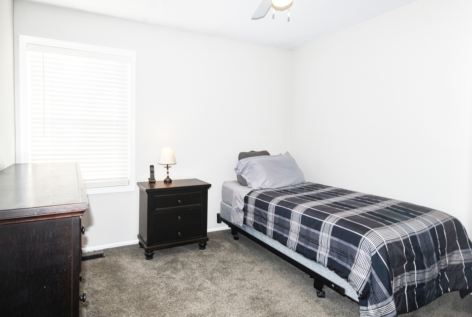 234 Inverrary Lane Deerfield, IL 60015 - Photo 7 of 19 Gallery Image 7