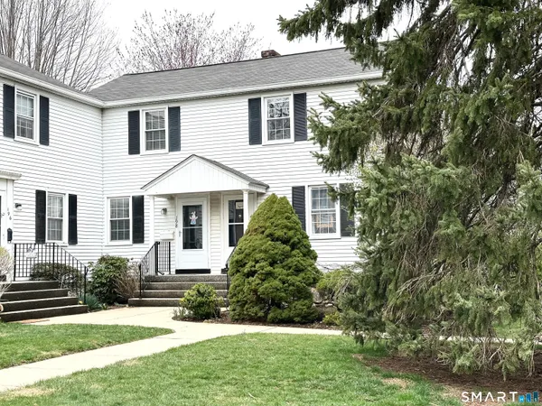 $350,000 | 198 Sylvan Knoll Road, Stamford, CT 06902
