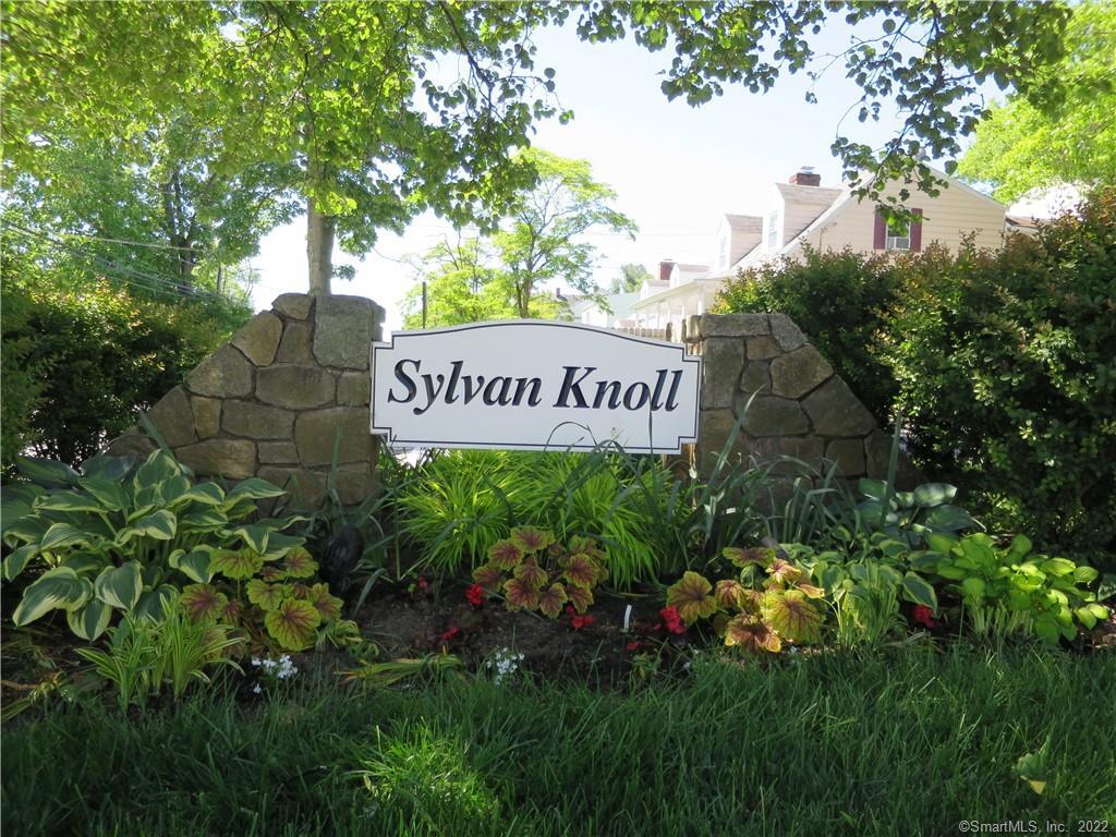 198 Sylvan Knoll Road Stamford, CT 06902 - Photo 13 of 17