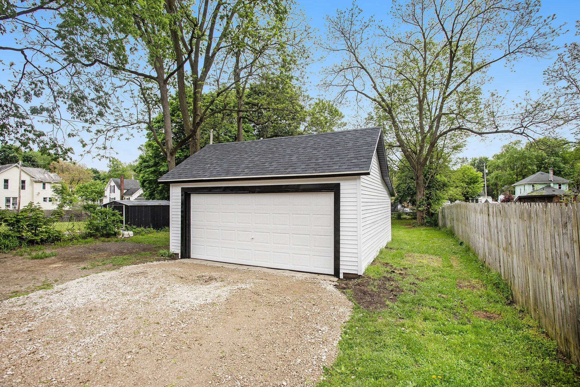 247 East Michigan Avenue Three Rivers, MI 49093 - Photo 17 of 19 017_file_869