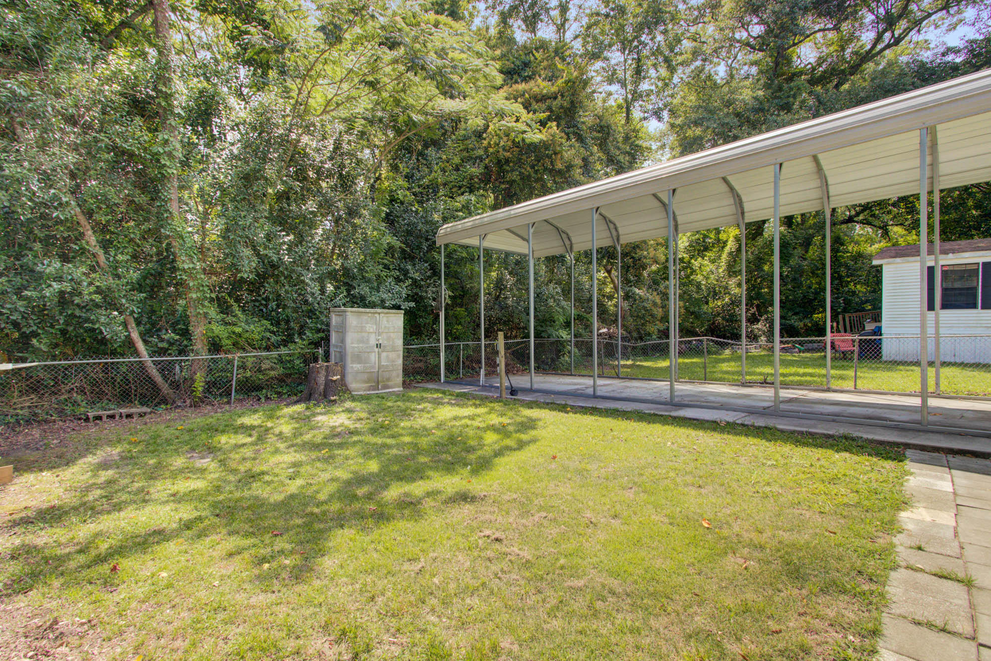 240 County Rd S-18-306 Summerville, SC 29485 - Photo 20 of 22 240 Taylor (20)