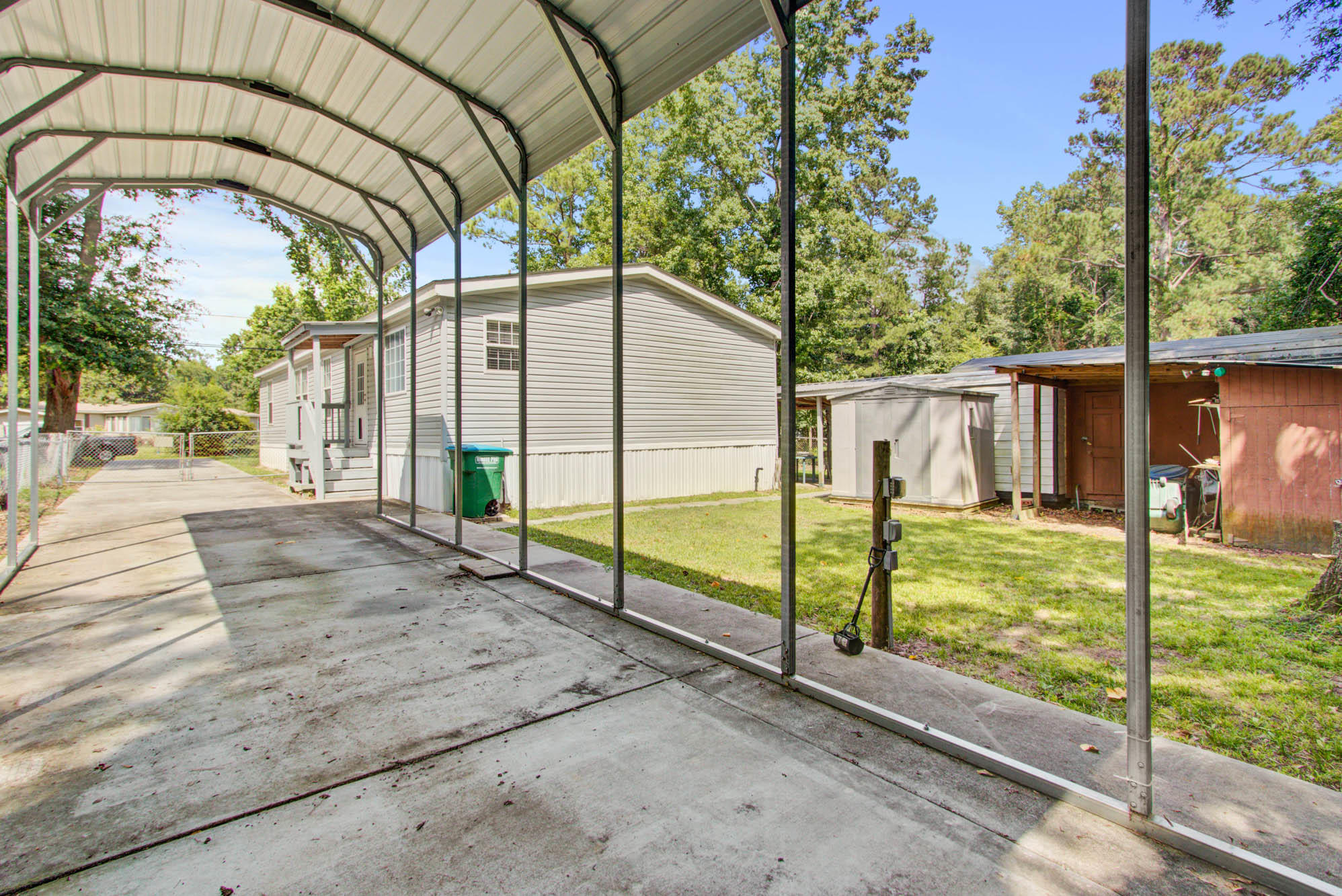 240 County Rd S-18-306 Summerville, SC 29485 - Photo 22 of 22 240 Taylor (22)