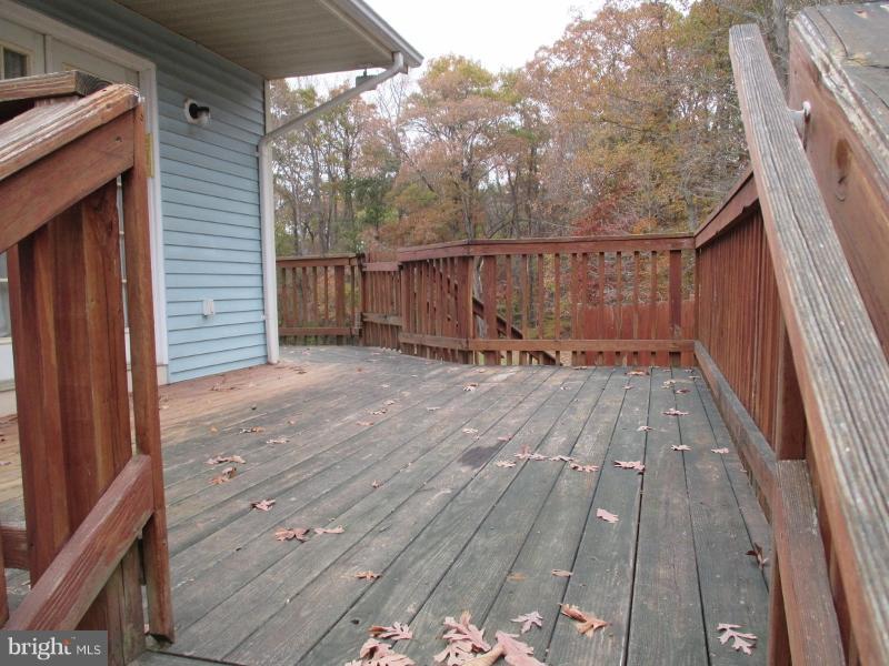 5502 Sumerduck Road Sumerduck, VA 22742 - Photo 7 of 11 Deck