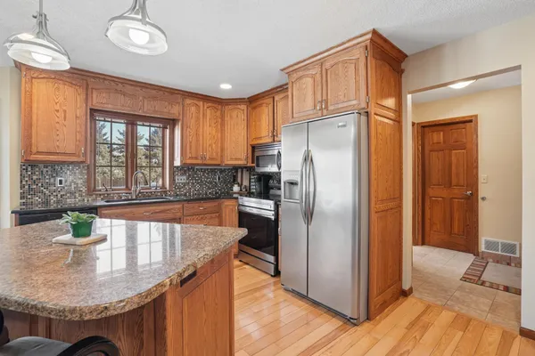 $625,000 | 2209 Victoria Rose Drive South, Fargo, ND 58104