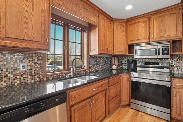 $625,000 | 2209 Victoria Rose Drive South, Fargo, ND 58104