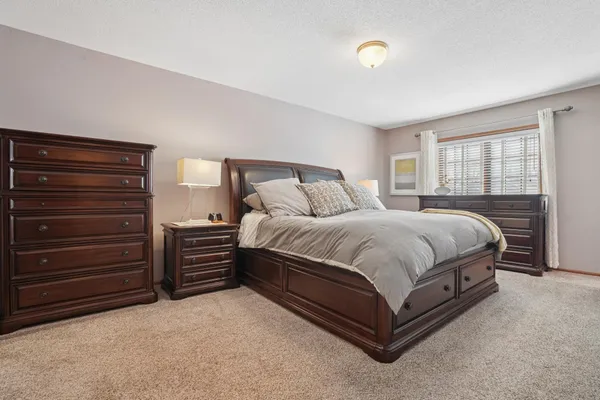 $625,000 | 2209 Victoria Rose Drive South, Fargo, ND 58104