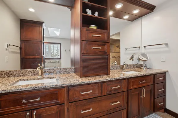 $625,000 | 2209 Victoria Rose Drive South, Fargo, ND 58104