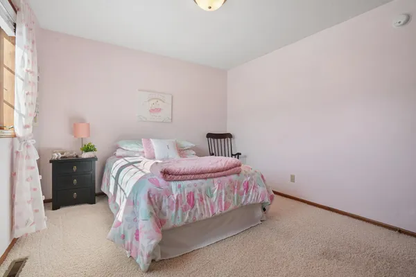 $625,000 | 2209 Victoria Rose Drive South, Fargo, ND 58104