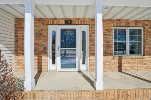 $625,000 | 2209 Victoria Rose Drive South, Fargo, ND 58104