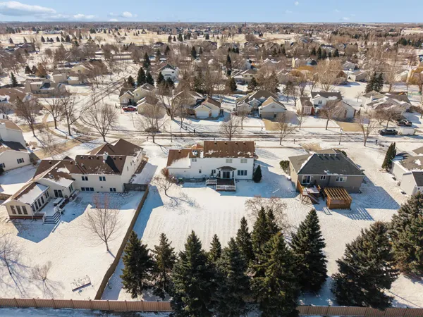 $625,000 | 2209 Victoria Rose Drive South, Fargo, ND 58104